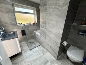 Bathroom- click for photo gallery